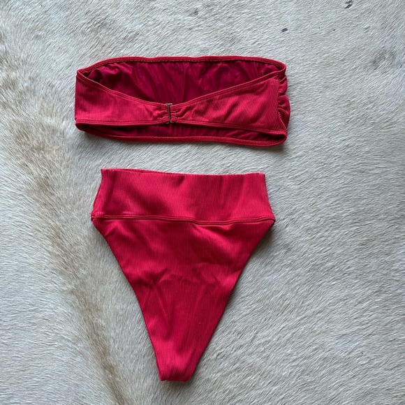 Free People x Beach Riot Bikini - Picture 4 of 6